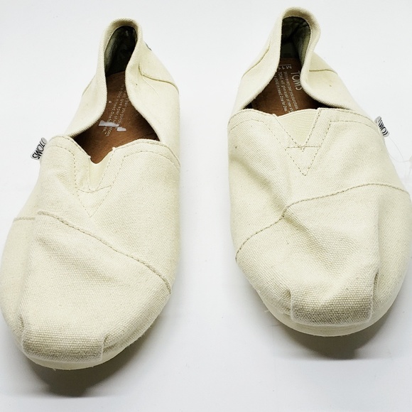 Toms Other - TOMS Men's Cream Canvas Slip On Shoes White